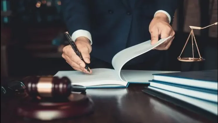 افضل محامي قضايا احتيال في السعودية