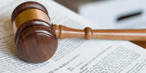 رفض المحكمة تصحيح الحكم